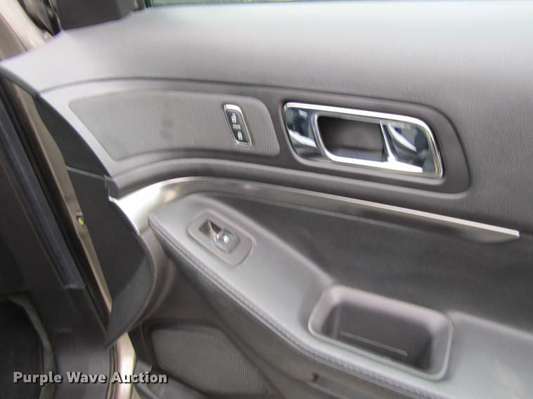 image for item DF3883 2013 Ford Explorer Police Interceptor SUV