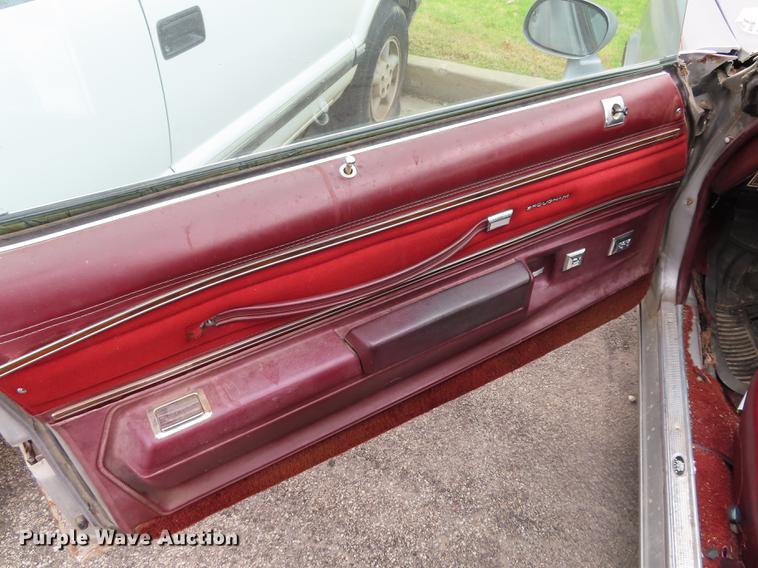 image for item DN9197 1976 Oldsmobile Cutlass Supreme