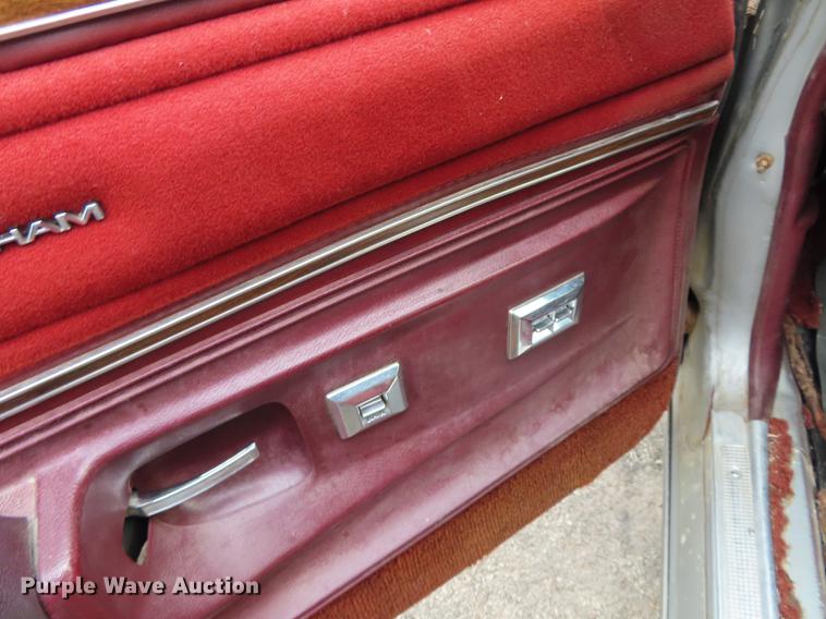 image for item DN9197 1976 Oldsmobile Cutlass Supreme