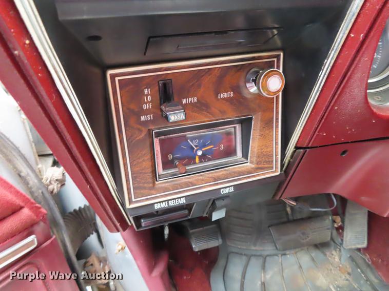 image for item DN9197 1976 Oldsmobile Cutlass Supreme