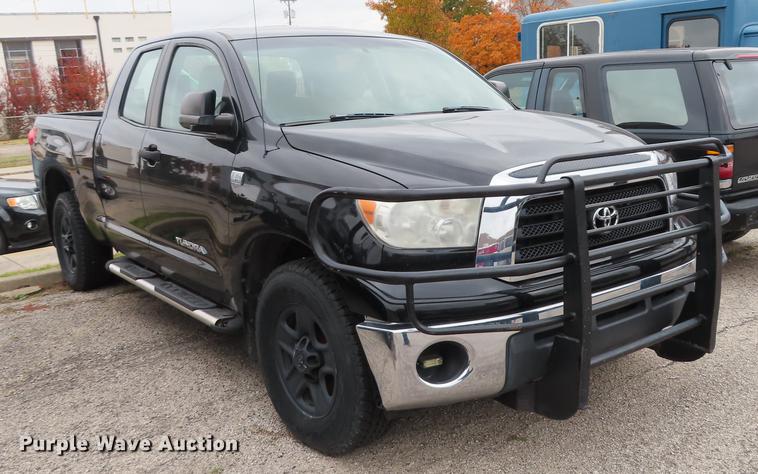 image for item DN9199 2008 Toyota Tundra Double Cab pickup truck