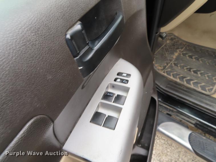 image for item DN9199 2008 Toyota Tundra Double Cab pickup truck