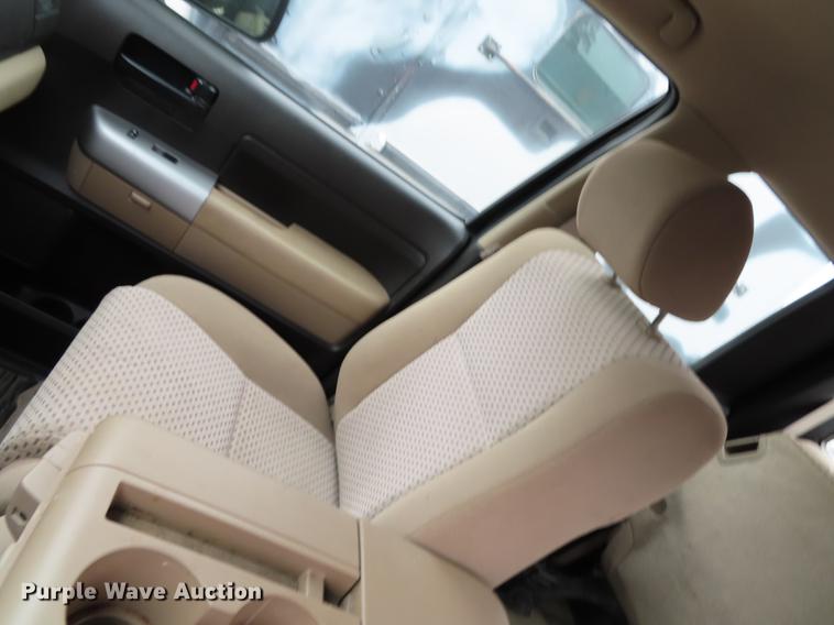 image for item DN9199 2008 Toyota Tundra Double Cab pickup truck