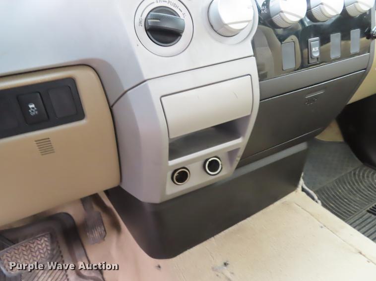 image for item DN9199 2008 Toyota Tundra Double Cab pickup truck