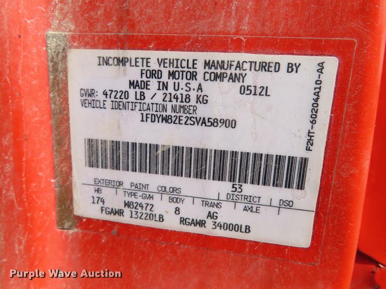 image for item DN9230 1995 Ford L8000 dump truck