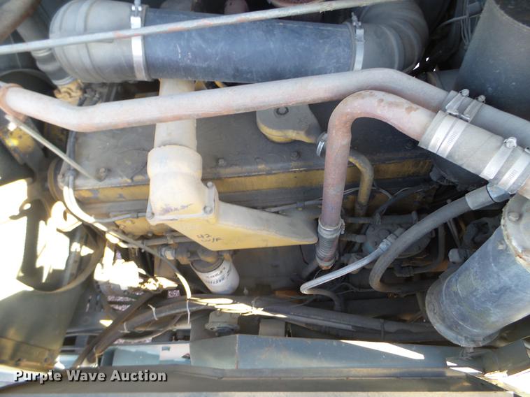 image for item DX9568 1988 Oshkosh WT2206 spreader truck