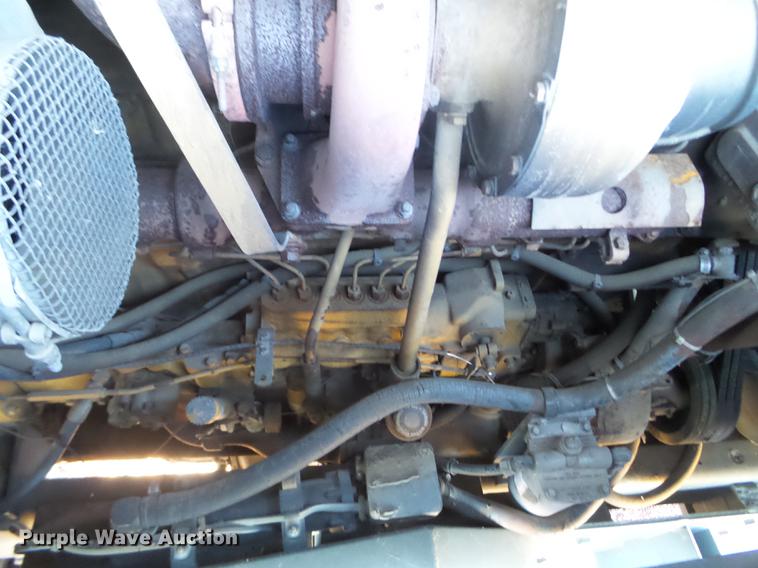 image for item DX9568 1988 Oshkosh WT2206 spreader truck