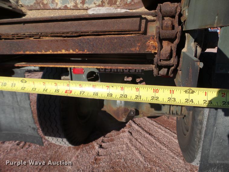 image for item DX9568 1988 Oshkosh WT2206 spreader truck