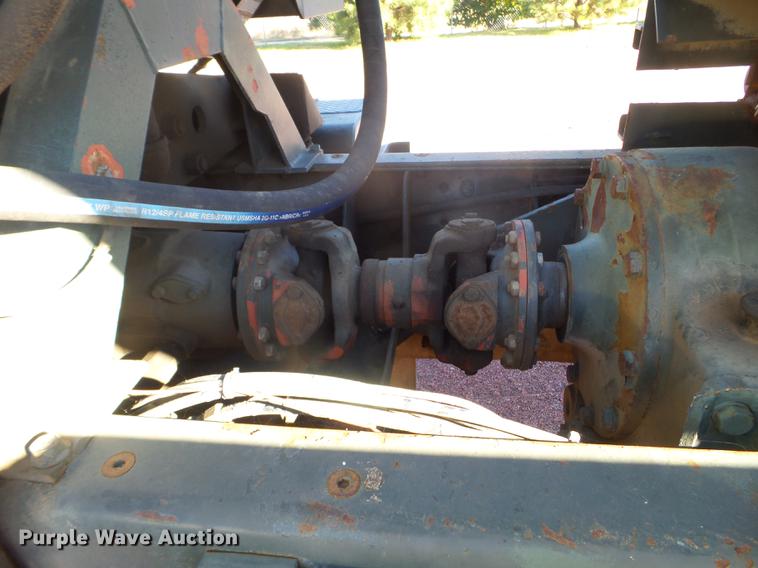 image for item DX9568 1988 Oshkosh WT2206 spreader truck