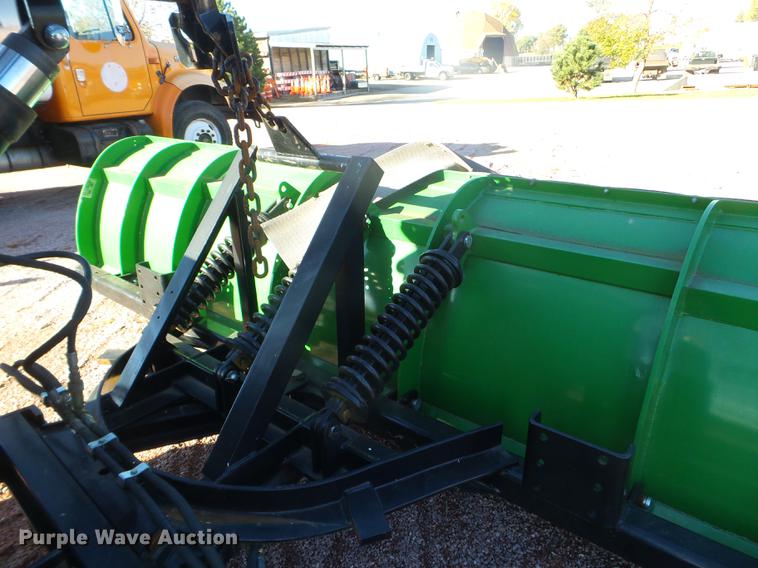 image for item DX9568 1988 Oshkosh WT2206 spreader truck