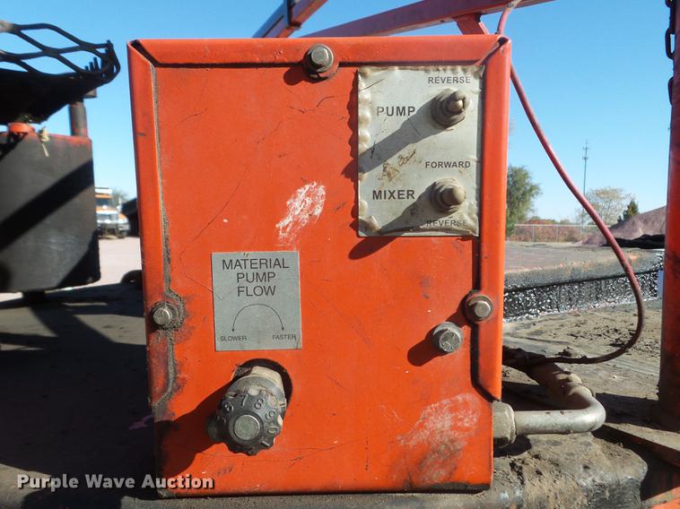 image for item DX9570 Crafco Supershot SS125 crack sealer