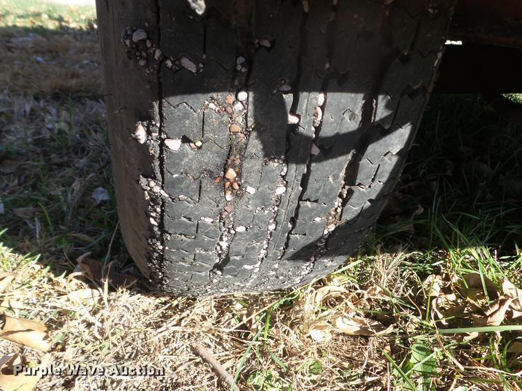 image for item DX9570 Crafco Supershot SS125 crack sealer