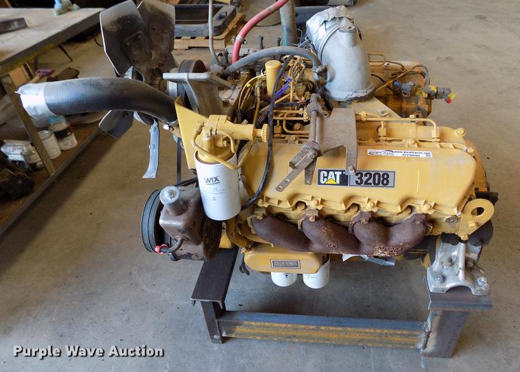 image for item DY9090 Caterpillar 3208 10.4L diesel engine