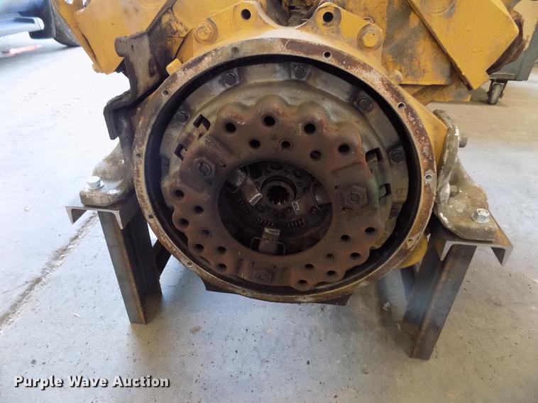 image for item DY9090 Caterpillar 3208 10.4L diesel engine