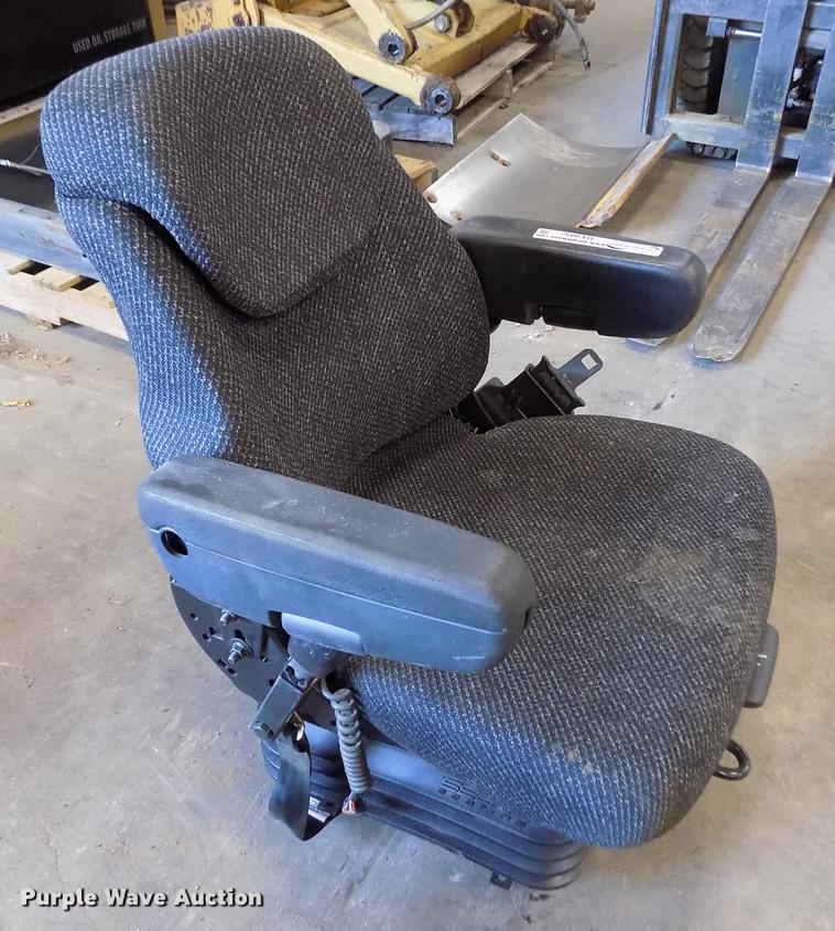 image for item DY9092 Sears Manufacturing suspension seat