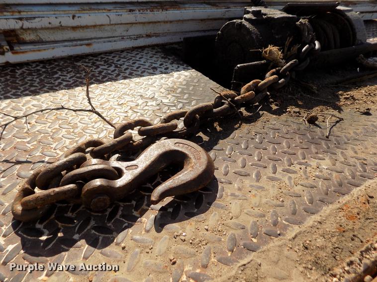 image for item DY9094 1992 Landoll Hauloll tilt deck equipment trailer