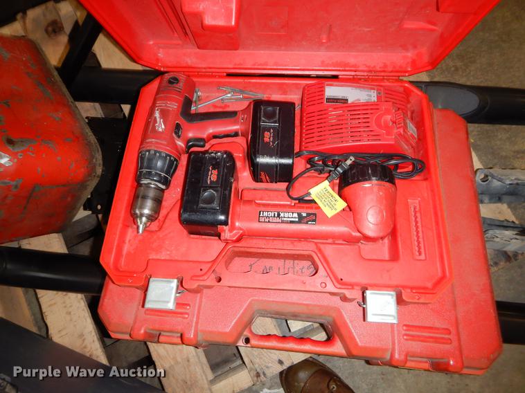 image for item EO9673 Tools