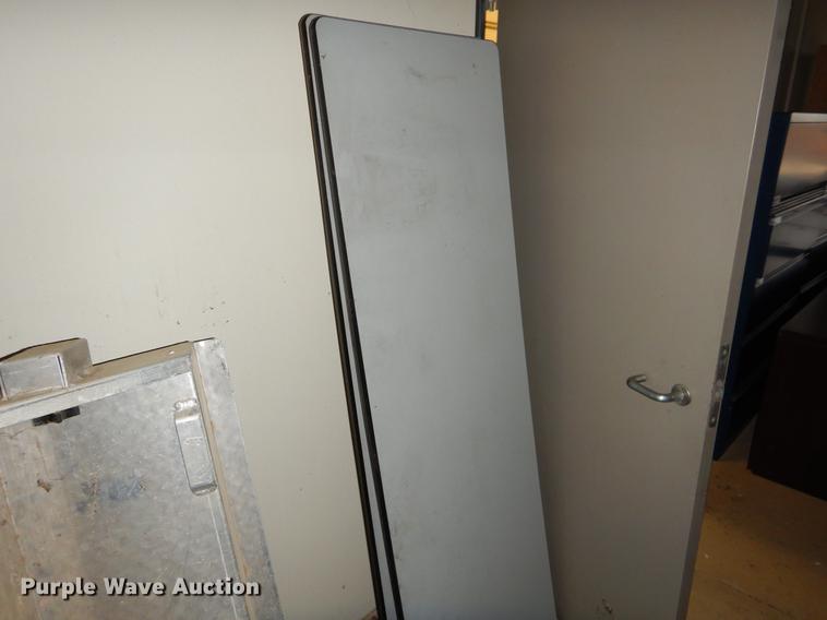 image for item EO9674 Office supplies and equipment