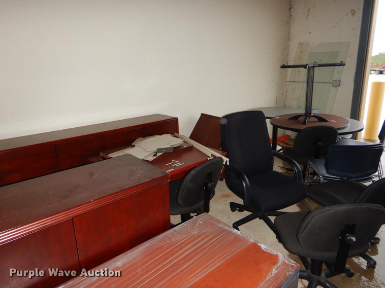 image for item EO9674 Office supplies and equipment