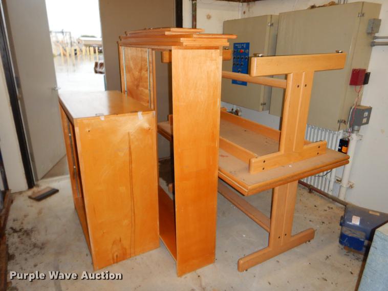 image for item EO9674 Office supplies and equipment