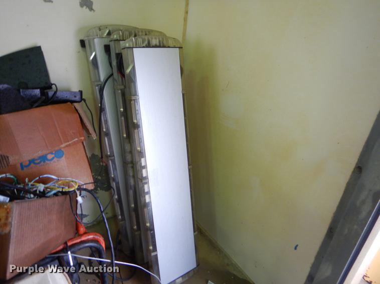 image for item EO9678 Automotive parts and accessories