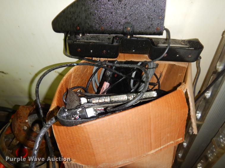 image for item EO9678 Automotive parts and accessories