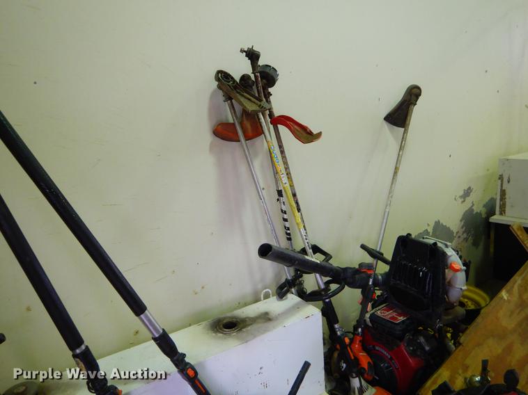 image for item EO9680 Lawn and garden equipment