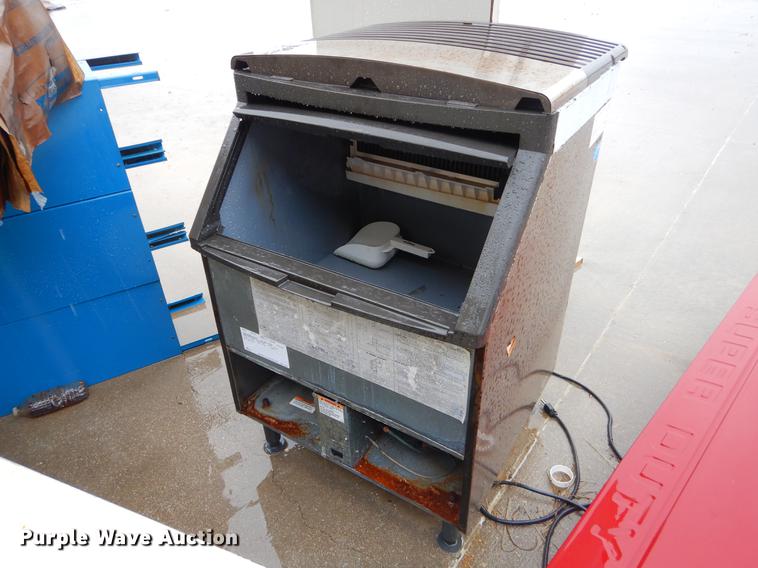 image for item EO9681 Furniture