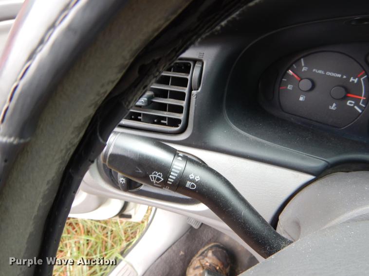 image for item EO9686 2000 Ford Taurus LX