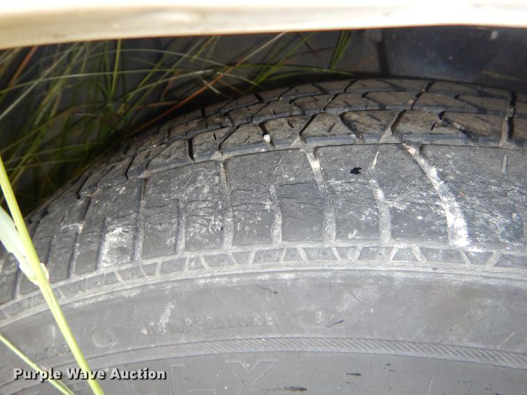 image for item EO9686 2000 Ford Taurus LX