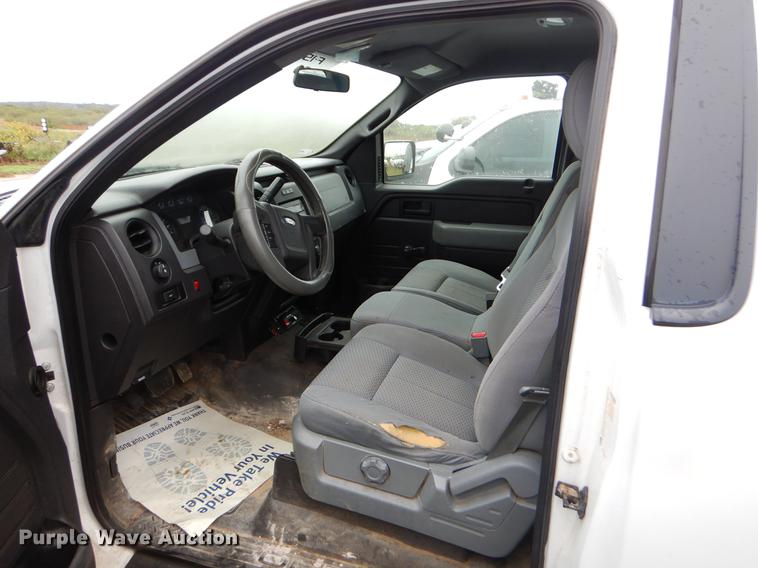 image for item EO9687 2011 Ford F150 XL pickup truck