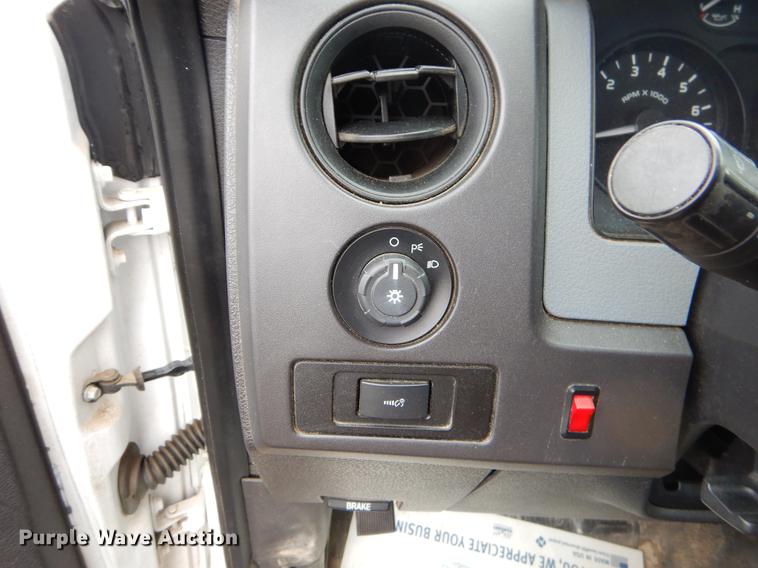 image for item EO9687 2011 Ford F150 XL pickup truck