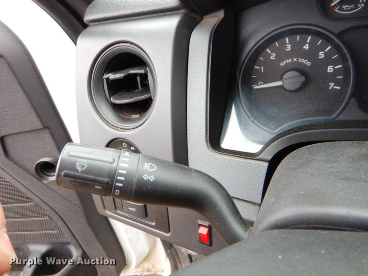 image for item EO9687 2011 Ford F150 XL pickup truck