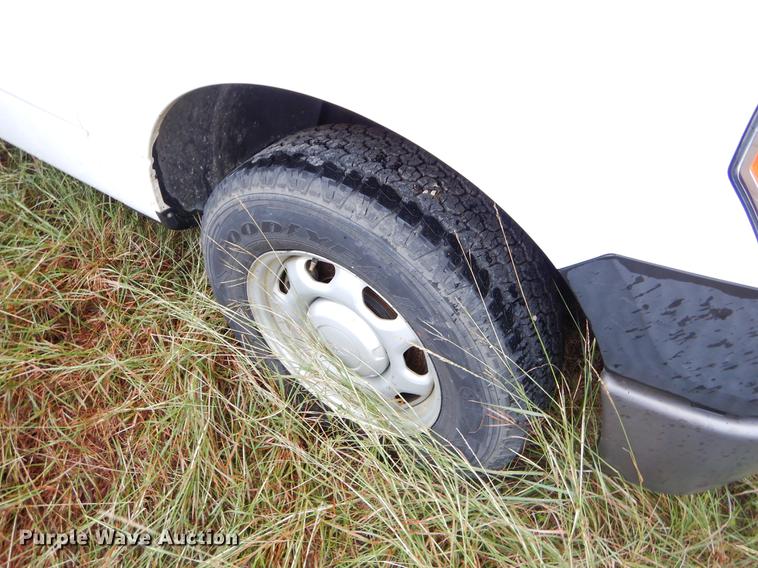 image for item EO9687 2011 Ford F150 XL pickup truck