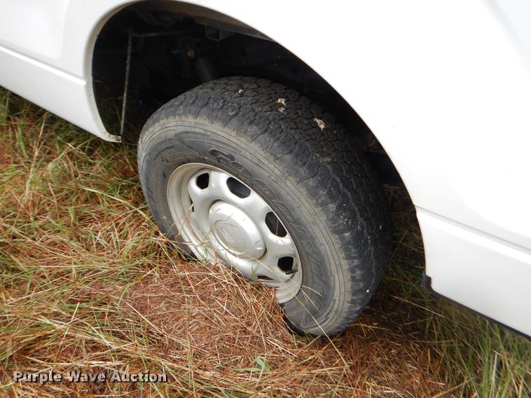 image for item EO9687 2011 Ford F150 XL pickup truck