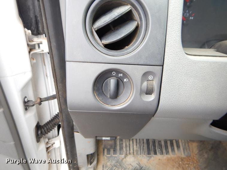 image for item EO9688 2008 Ford F150 XL SuperCab pickup truck