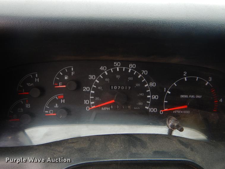 image for item EO9689 2004 Ford F650 Super Duty dump truck