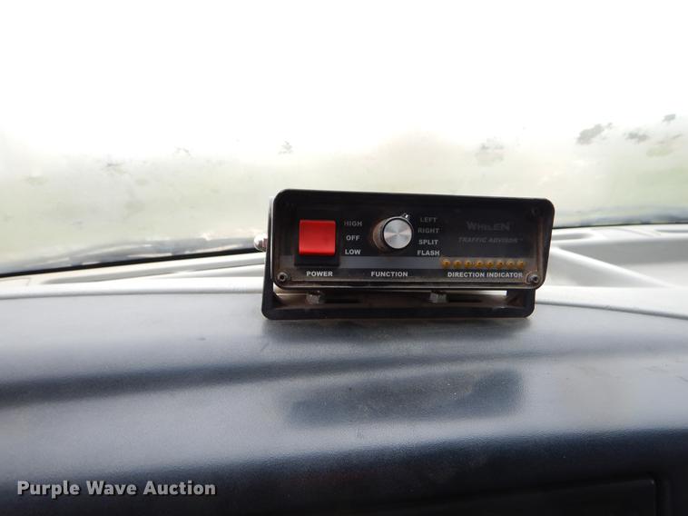 image for item EO9689 2004 Ford F650 Super Duty dump truck