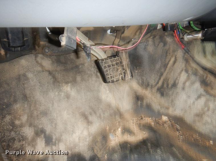 image for item EO9689 2004 Ford F650 Super Duty dump truck