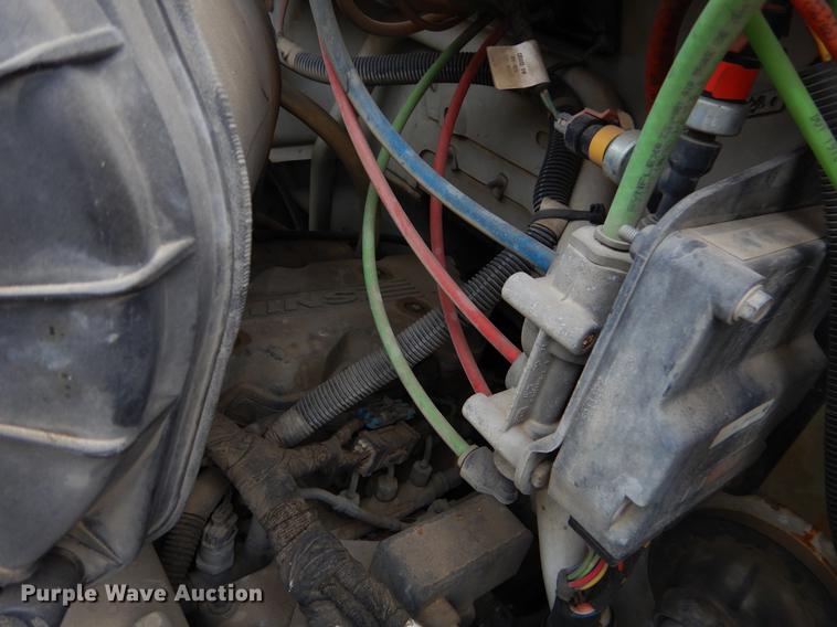 image for item EO9689 2004 Ford F650 Super Duty dump truck