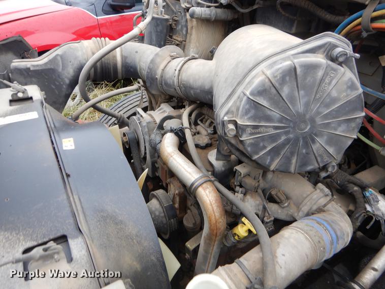 image for item EO9689 2004 Ford F650 Super Duty dump truck