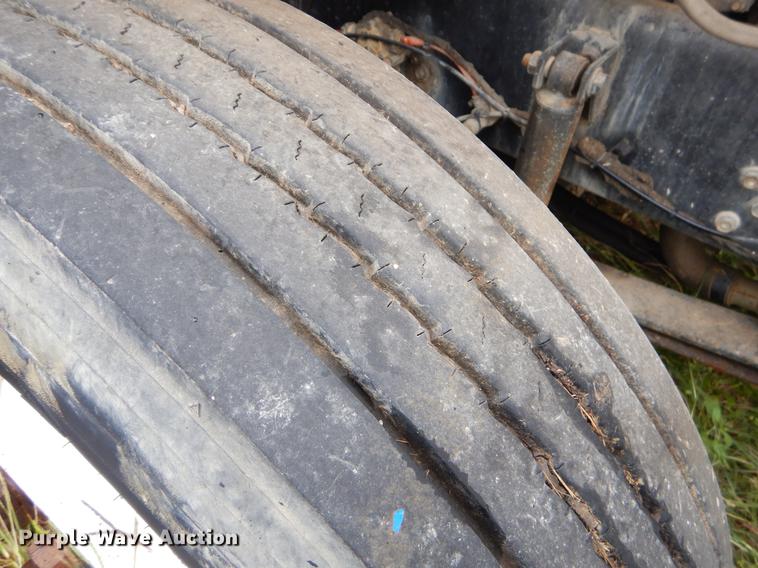 image for item EO9689 2004 Ford F650 Super Duty dump truck