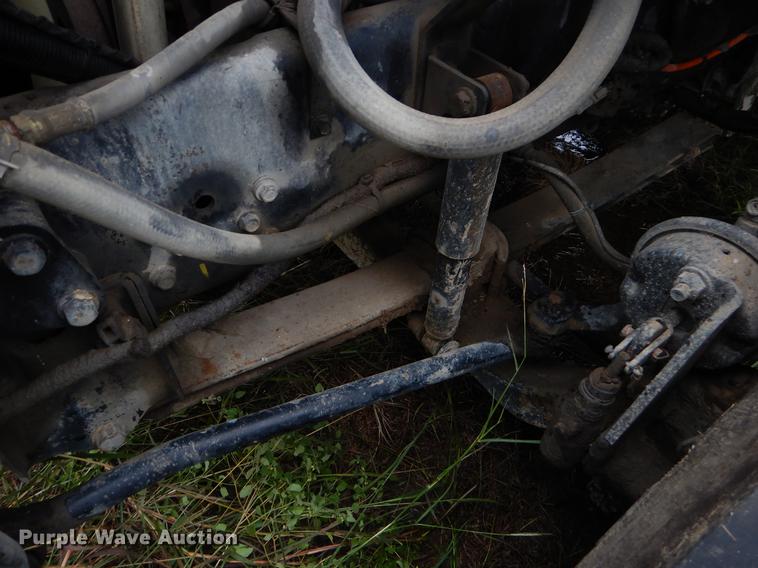 image for item EO9689 2004 Ford F650 Super Duty dump truck