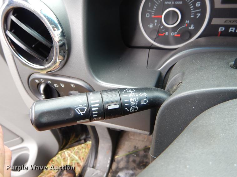 image for item EO9690 2006 Ford Expedition SUV