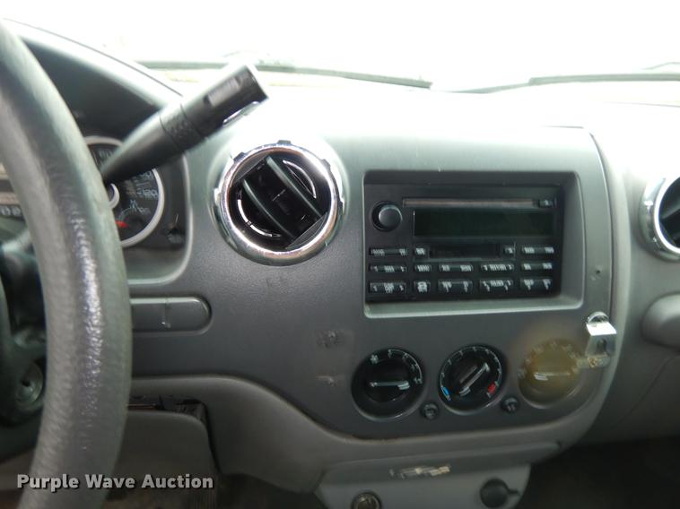 image for item EO9690 2006 Ford Expedition SUV