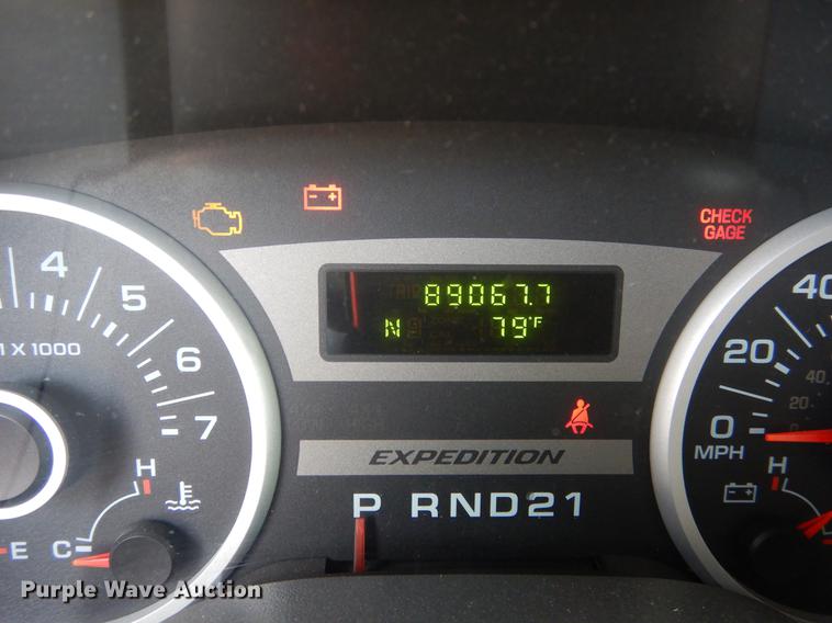 image for item EO9690 2006 Ford Expedition SUV