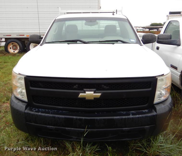 image for item EO9691 2007 Chevrolet Silverado 1500 pickup truck