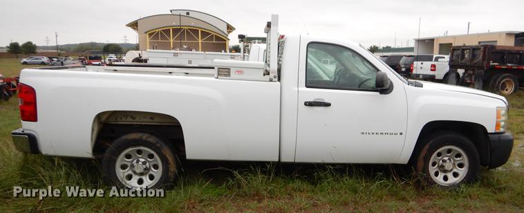 image for item EO9691 2007 Chevrolet Silverado 1500 pickup truck