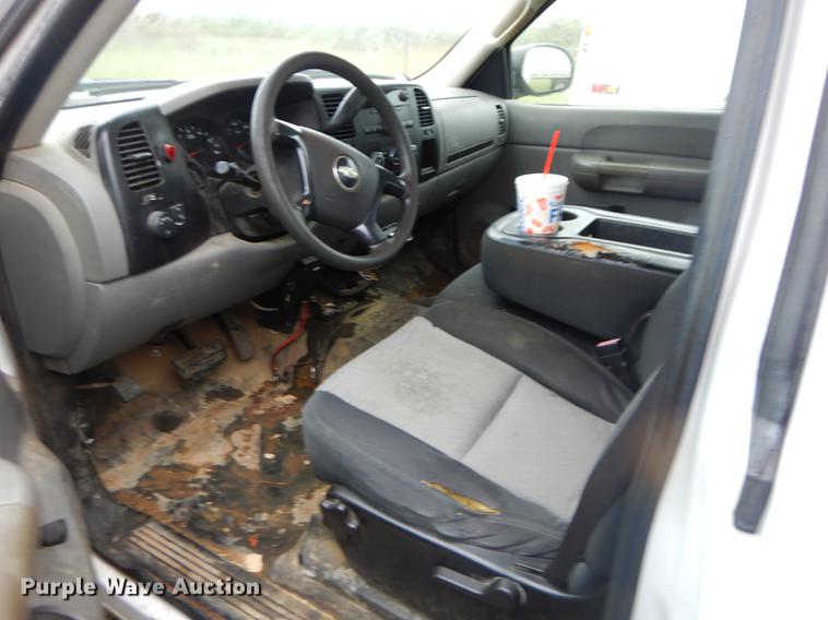 image for item EO9691 2007 Chevrolet Silverado 1500 pickup truck