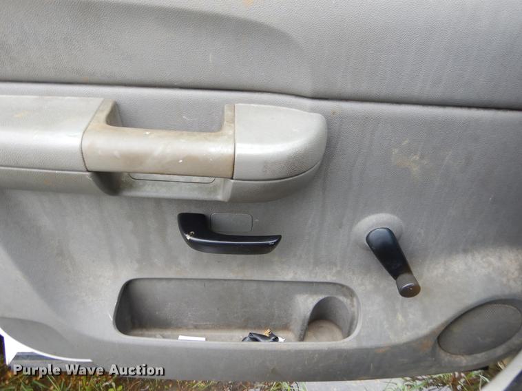 image for item EO9691 2007 Chevrolet Silverado 1500 pickup truck